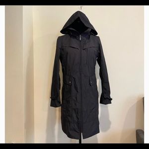 Cole Haan Packable Black Rain Coat - S